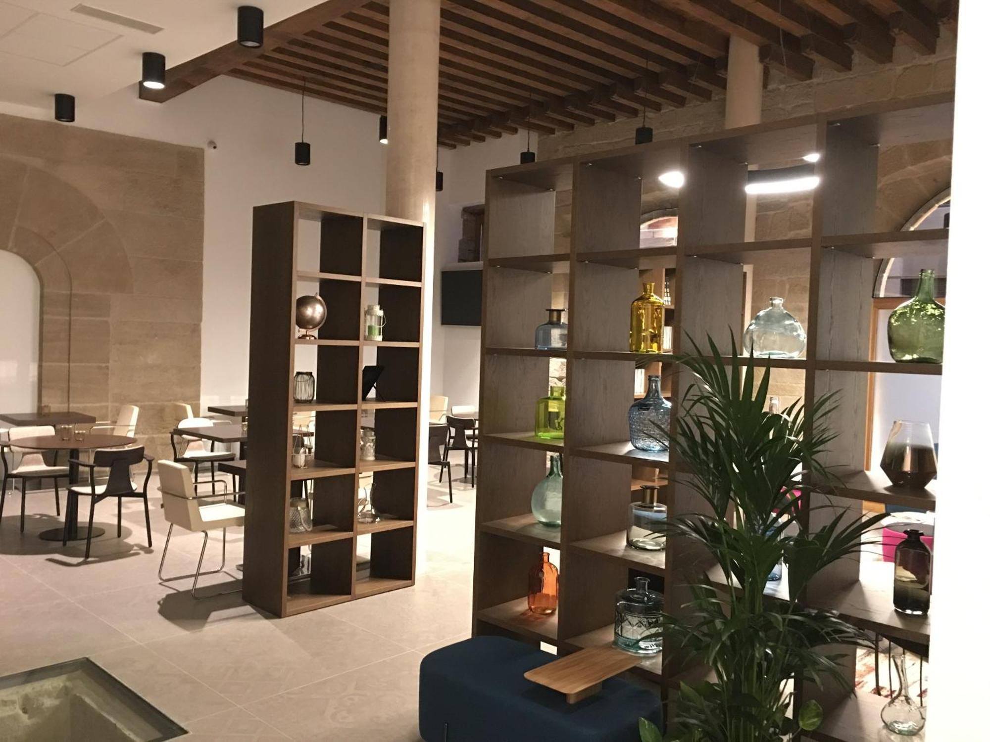 세르코텔 카예 마요르 호텔 로그로노 외부 사진